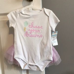 Baby girl shirt and tutu